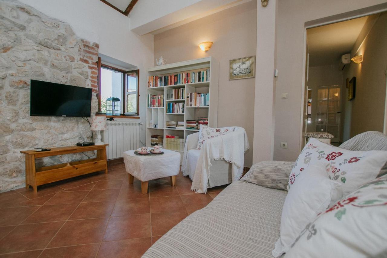 Country House Rusula Vrsine 外观 照片