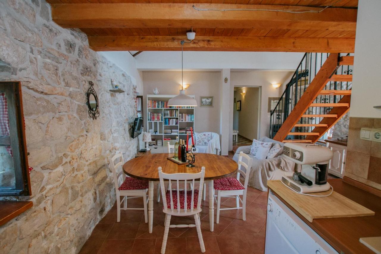 Country House Rusula Vrsine 外观 照片